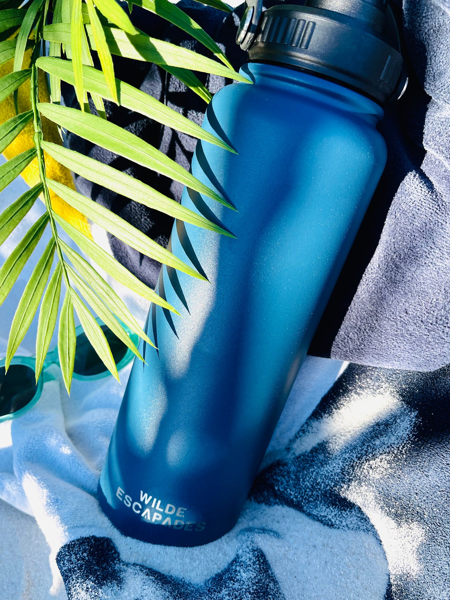 Midnight Blue - Insulated Water Bottle 1.2L